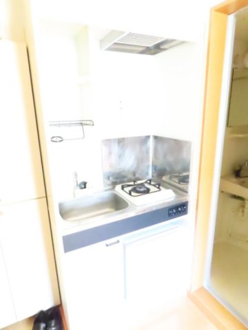キッチン　※別号室の参考写真