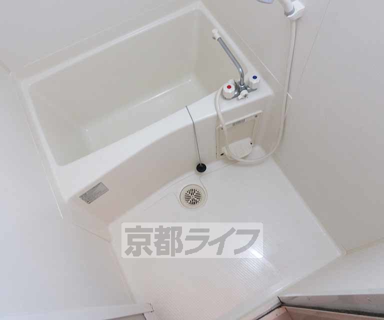 バス・シャワールーム　ゆったりバスルーム！