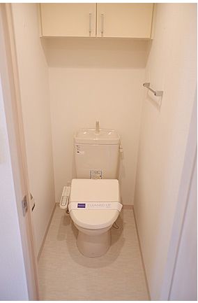 トイレ　※別部屋参考写真