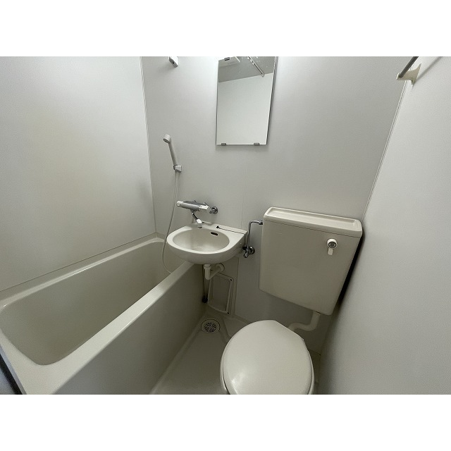 バス・シャワールーム　バスユニット