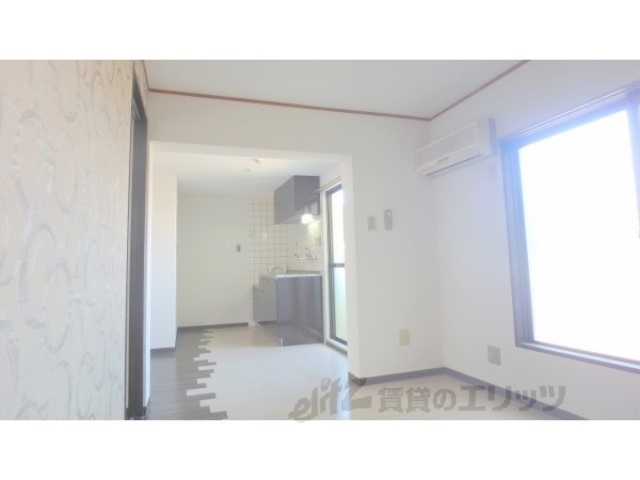 居室・リビング　リビング