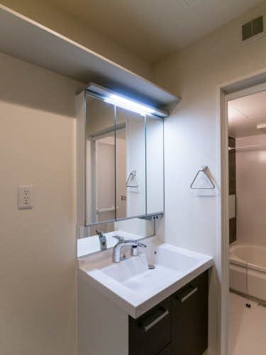 洗面設備　洗面所