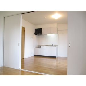 居室・リビング　※別号室の参考写真になります。