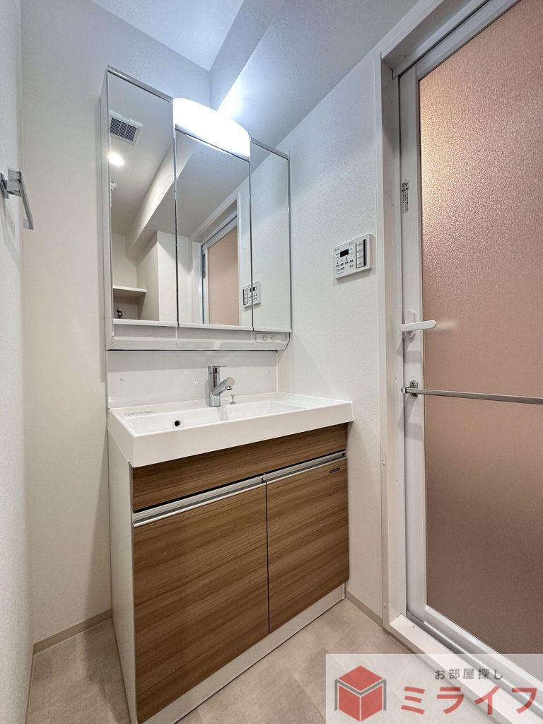 洗面設備　同物件類似イメージ