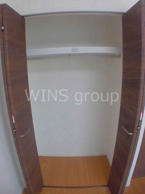 その他　奥行き十分の収納スペース