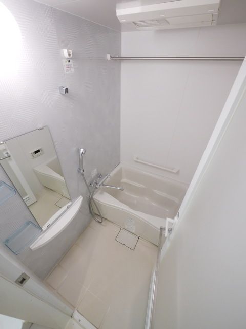 バス・シャワールーム　建物内の他タイプ写真です。