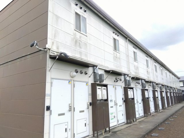 レオパレスカワシマの外観写真