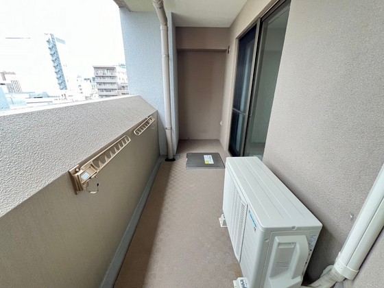 バルコニー　※別の部屋の写真です