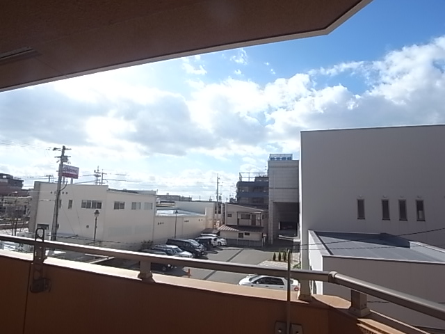 眺望　※同物件別部屋の写真です。