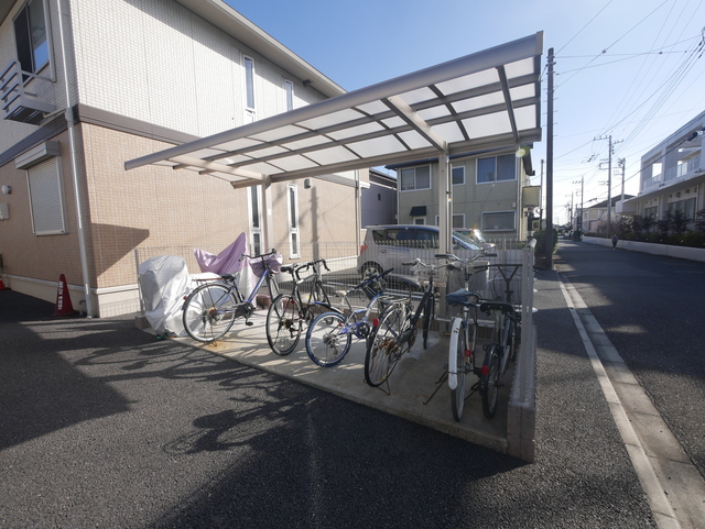 その他共有部分　★敷地内に屋根付きの駐輪場がございます★