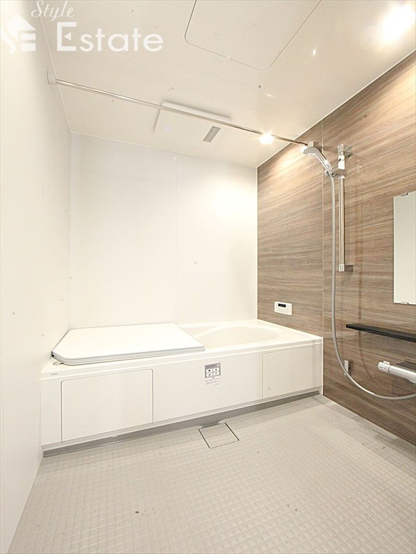 バス・シャワールーム　バスルーム