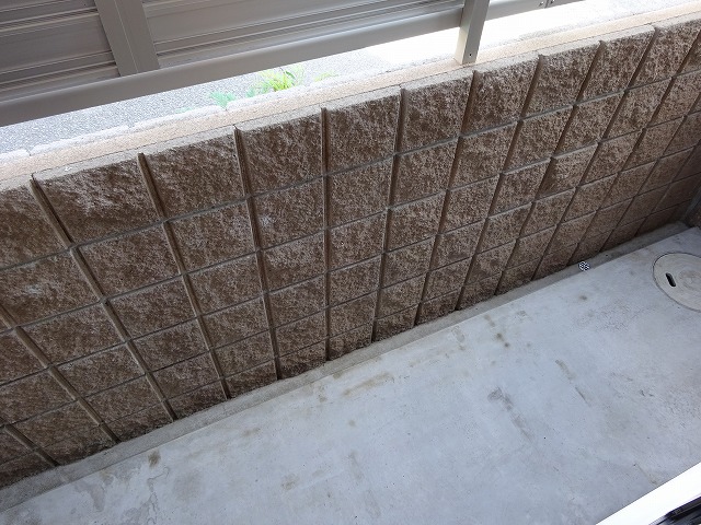 バルコニー　写真は同メーカー施工の類似物件です。