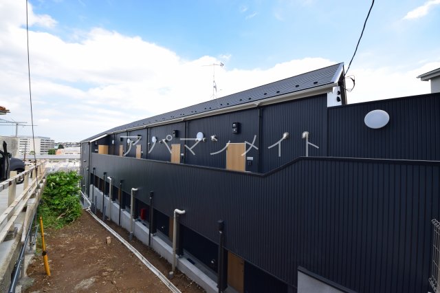 建物外観　外観は落ち着いています