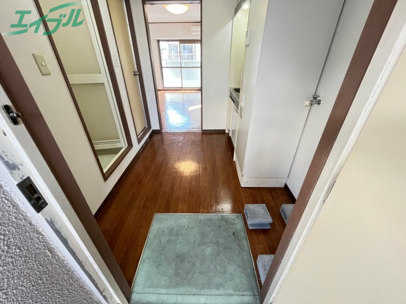 玄関　反転タイプ参考写真