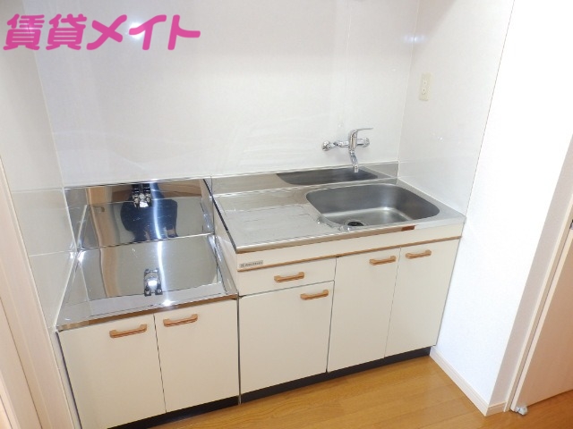 キッチン　同型参考写真