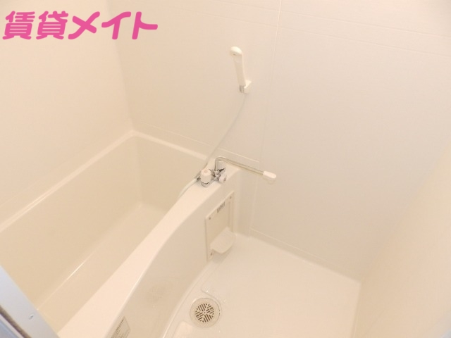 バス・シャワールーム　同型参考写真