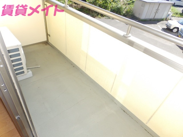 バルコニー　同型参考写真