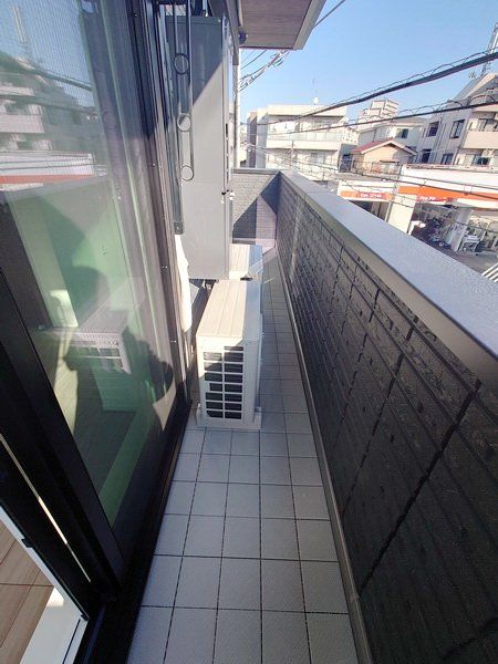 バルコニー　バルコニー