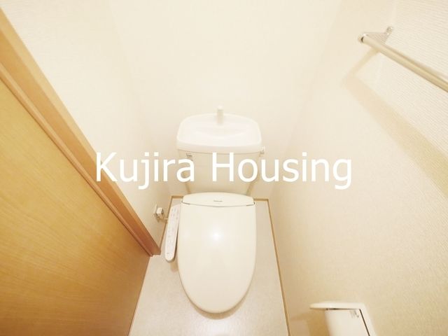 トイレ　★トイレは温水洗浄便座です★