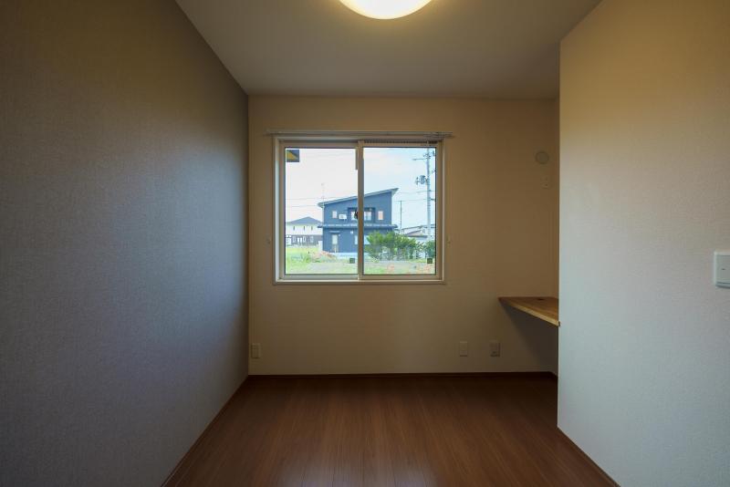 その他部屋・スペース　同タイプ反転写真となります。