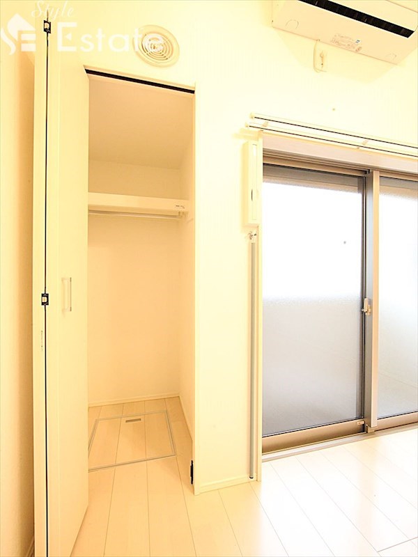 収納　クローゼット