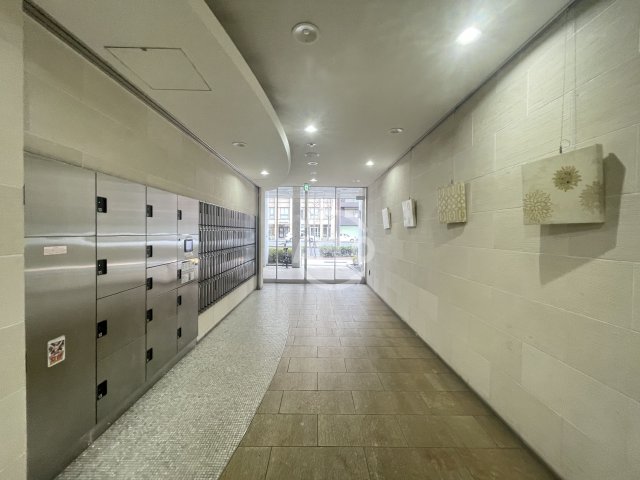 ロビー　BRAVI南堀江（ブラービ南堀江）　ロビー