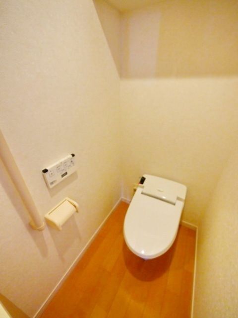 トイレ　★お部屋探しはタウンハウジング稲田堤店まで★