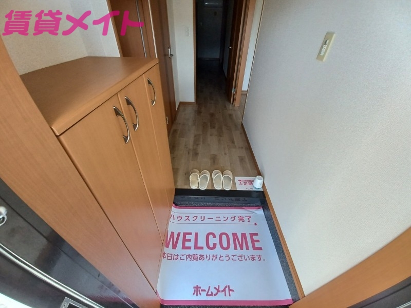 玄関　反転タイプ参考写真