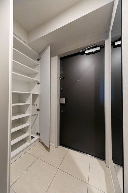 玄関　※写真は同タイプ住戸です。