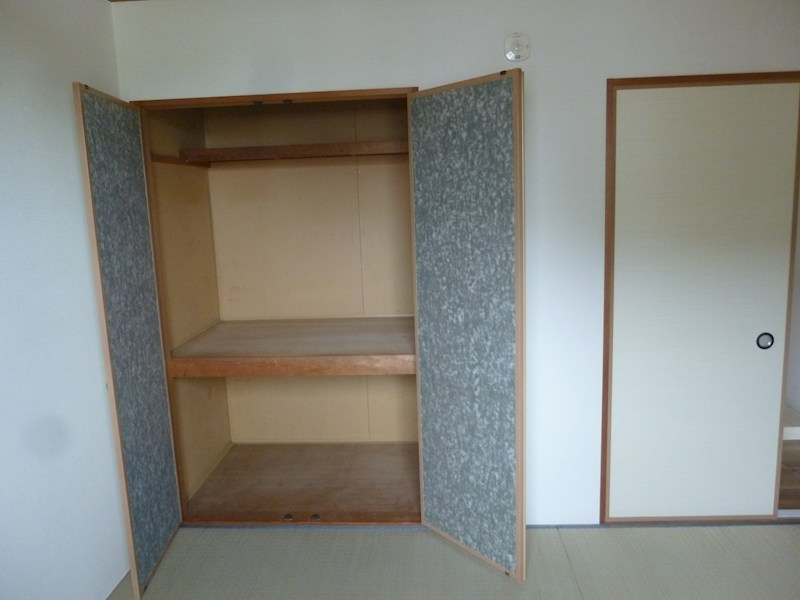 収納　別室参照