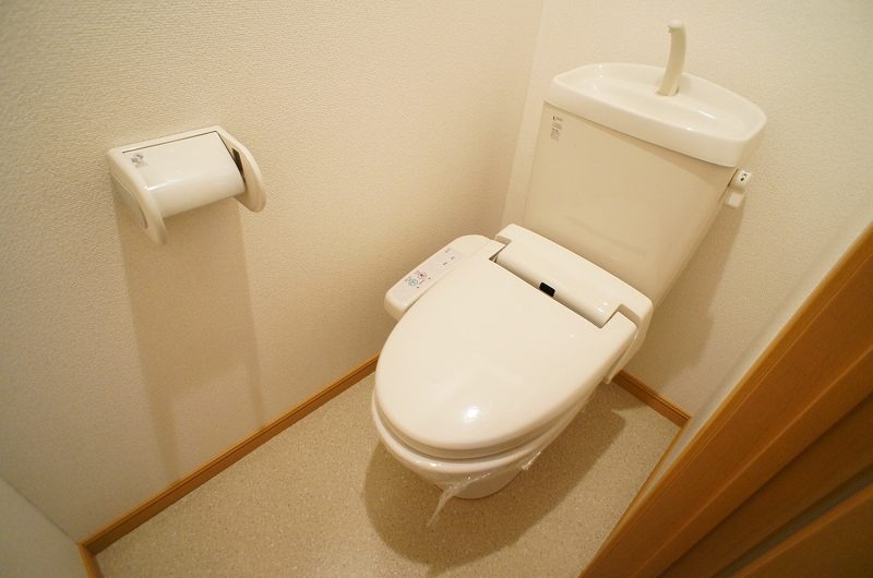 トイレ　図面と現状に相違がある場合には現状を優先