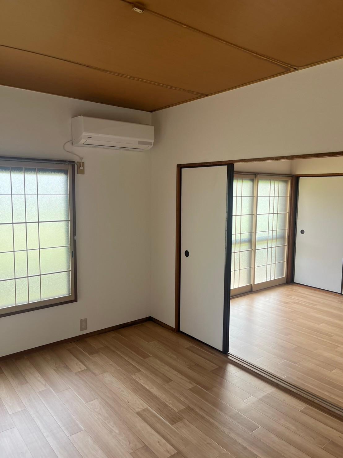 その他設備　エアコン付きで一年中快適。収納３箇所でしっかり片付きます。