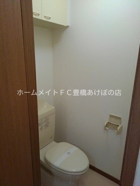 トイレ　同型別部屋写真（反転）