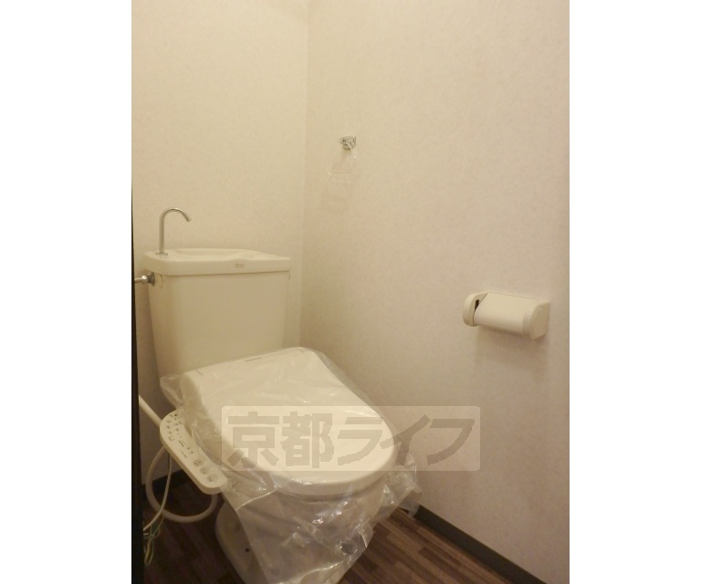 トイレ　洗浄機能付きトイレです。