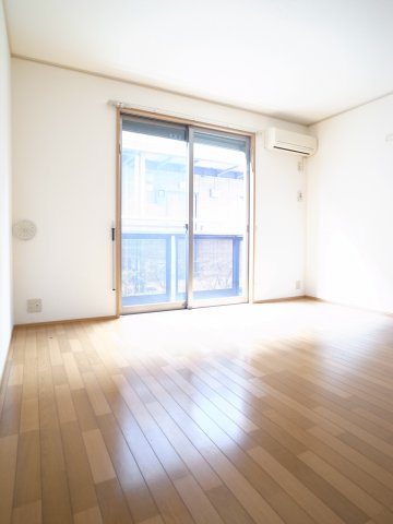 居室・リビング　アサヒ化成ホームの施工物件。内装も美しい。