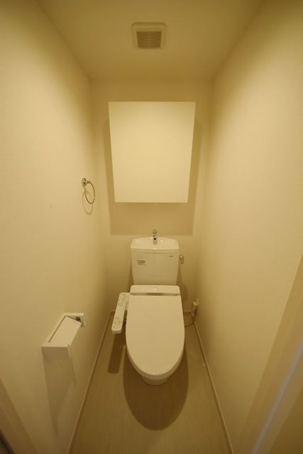 トイレ　ウォシュレット付です♪