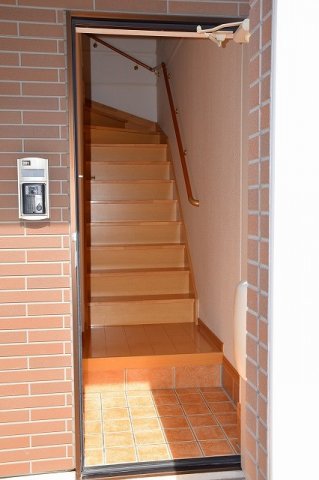 玄関　明るい玄関です