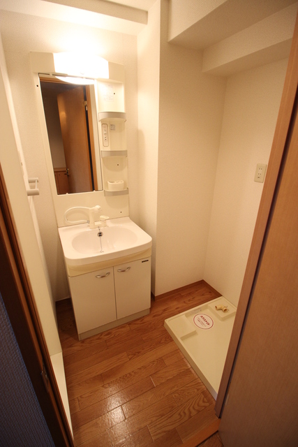 洗面設備　洗面室。脱衣所になります。