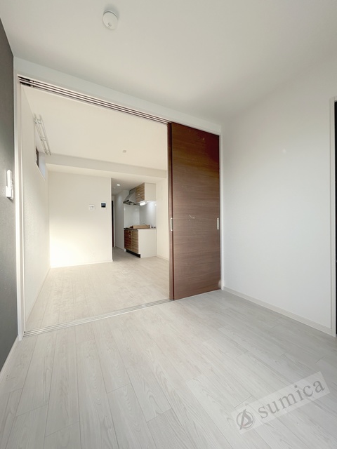 その他設備　ホワイトベースで明るい内装♪