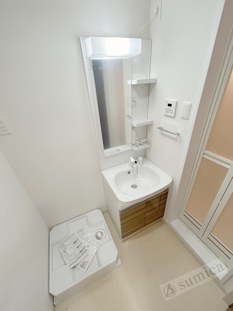 洗面設備　洗面脱衣所付き！独立洗面台が便利です♪♪