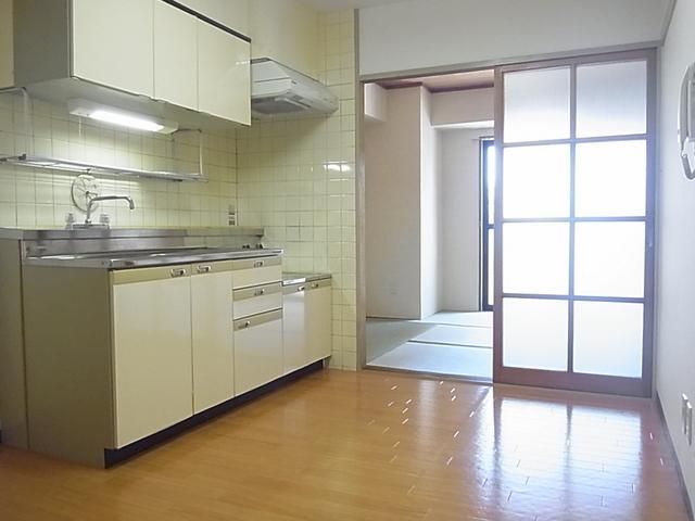 その他部屋・スペース　広々ダイニングキッチン