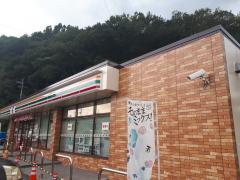 コンビニ　セブンイレブン福知山石原店（コンビニ）まで150m