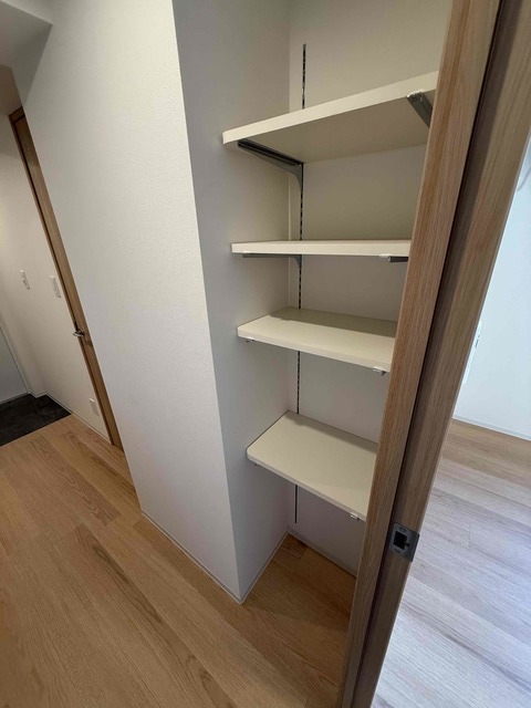 その他　棚付なので収納道具なしでも◎