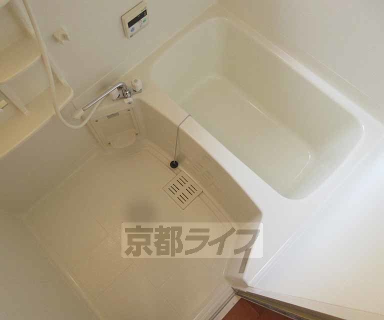 バス・シャワールーム　綺麗で広くてとっても快適！