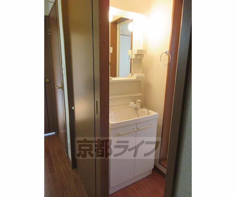 洗面設備　機能性・のドレッサータイプです。