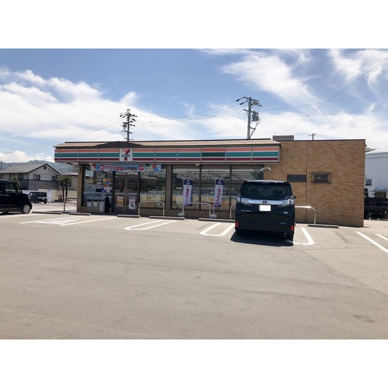 コンビニ　セブンイレブン更埴インター南店（コンビニ）まで628m