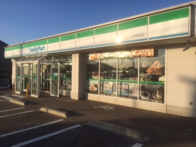 コンビニ　ファミリーマート 魚津吉島店（コンビニ）まで1530m