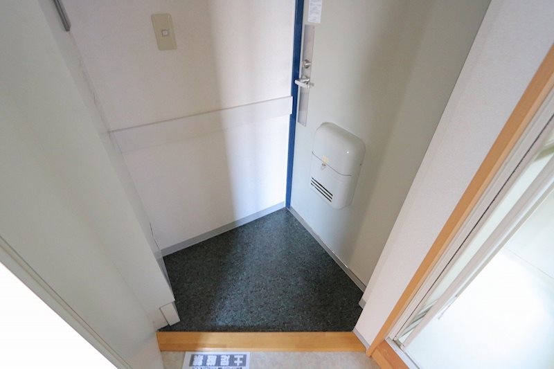 玄関　※同タイプ別部屋写真