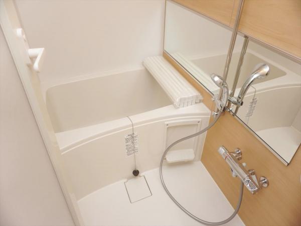 バス・シャワールーム　浴室