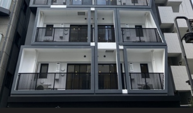 エントランス　お洒落な建物デザイン♪